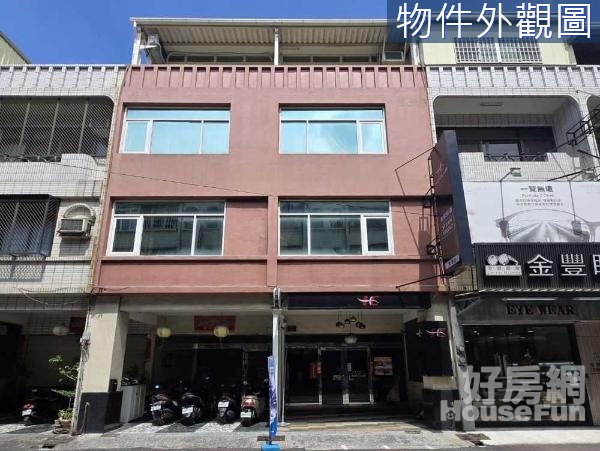 東港鎮市區內雙大面寬店面12間套房+店面出租