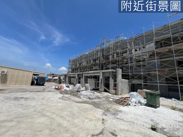 萬丹.竹林段買建地送路地.地形方正面寬18.2米