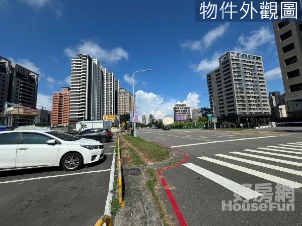 高大特區。臨路商三建地。地形方正