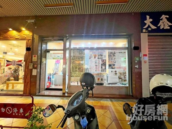 裕誠/河堤雙商圈/朝南臨路大面寬店面