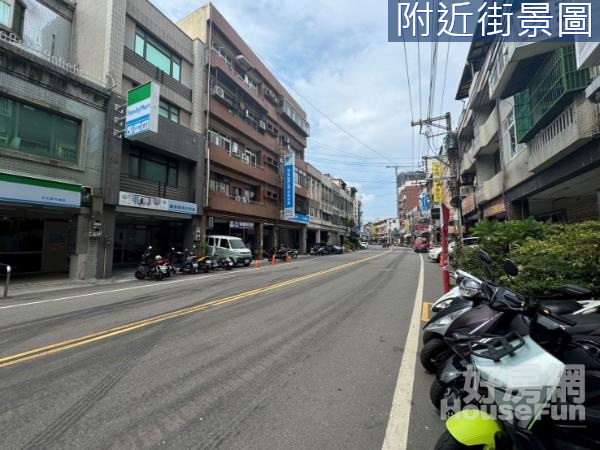 稀有三民路精華商圈大坪數 大面寬店面