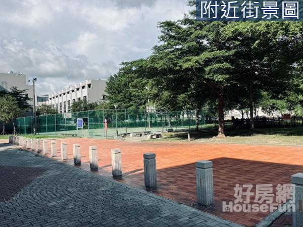 龍中公園旁全新未住大地坪電梯雙車豪邸