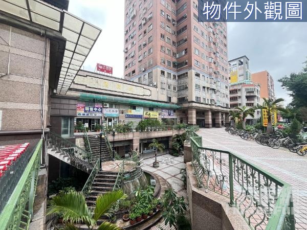 北區漢口商圈綠園道旁稀有樓店附車位