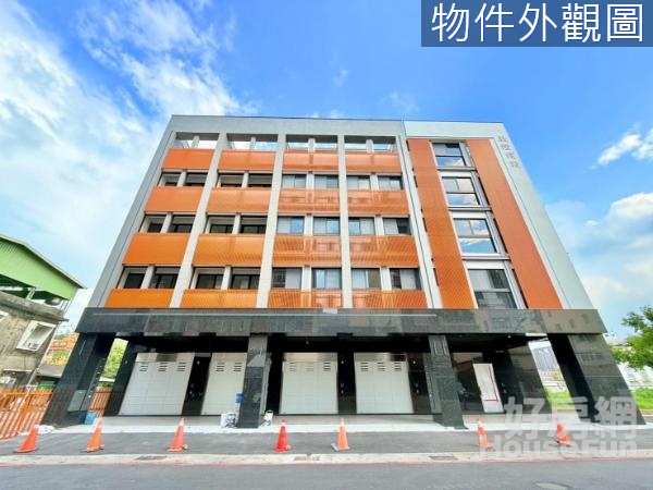 北高線上｜湖景首排全新未住質感精鑄騎樓店住A2