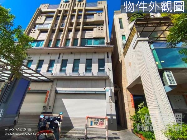 小港面公園第一排黃金大店住