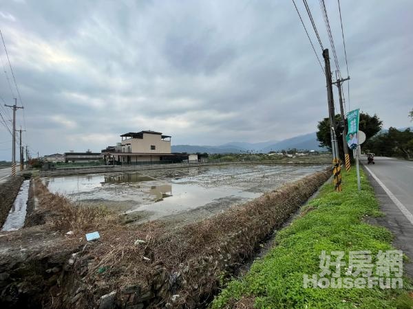 宜蘭市正路邊大面寬雙面路足坪農地