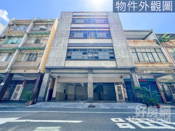 駁二亞灣｜雙併正路10米寬商四邊間電梯鑫店住