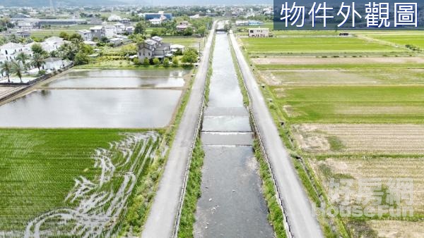 河岸第一排稀有釋出低總價大面寬農地