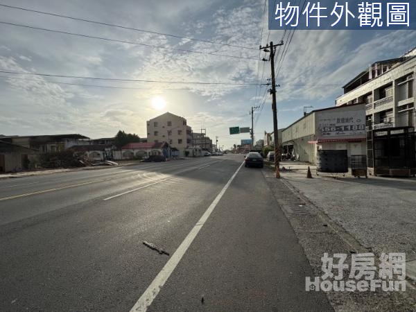 近新營交流道大地坪大面寬優質透天