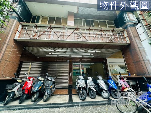 近中興大學大面寬黃金樓店＋雙平車位