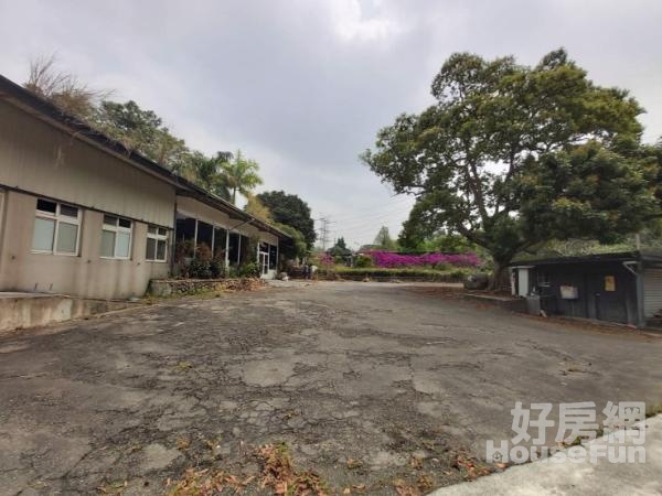 古坑國小休閒渡假農地+建地~有三筆建物登記