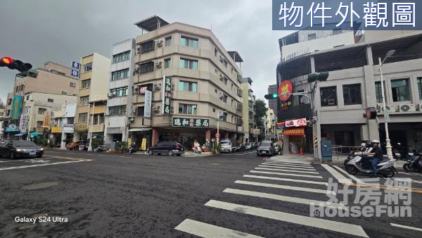 鹽埕埔大公路雙店面超值商四店霸近捷運