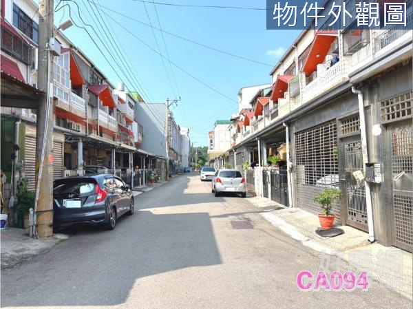 @文雅學區8米活路車庫透天/肉地26坪