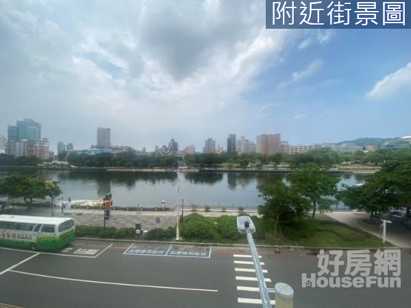 河東路 愛河首排 整間翻新 0公設 景觀宅