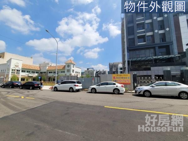 旭光國小旁臨路寬15米大面寬12米方正美建地