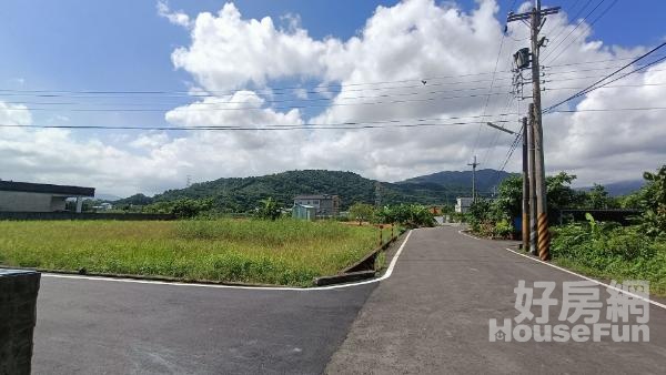 員山好山好水好風景好大湖雙面路農地