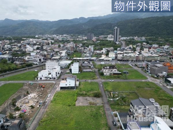 頭城最美重劃區有潛力增值三角窗建地,旁邊有金庫