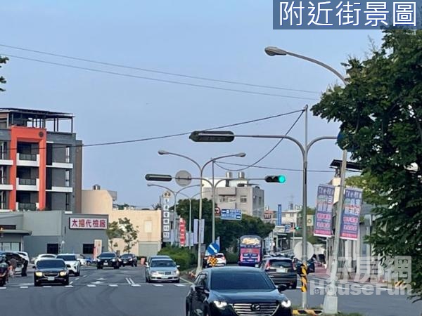 苗栗家樂福臨大馬路工業地