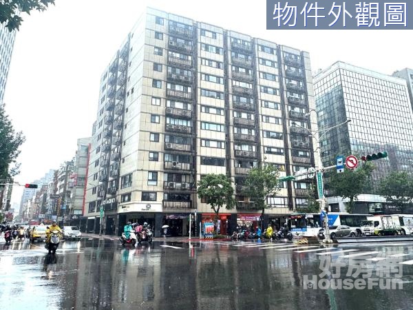 忠孝東路邊間店辦