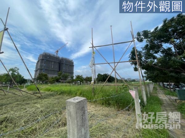  14期仁美國小正20米路住1-1可營登建地