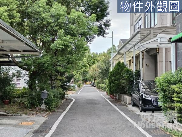 縣政住六區兩面路建地