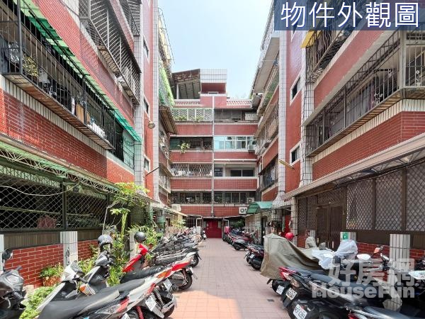 鄰近水萍塭公園、新天地商圈稀有一樓寓