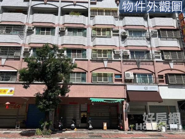 左營自由市場/文自路稀有臨15路透天完美店面