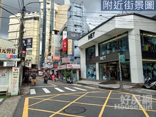 金源廣場三角店面