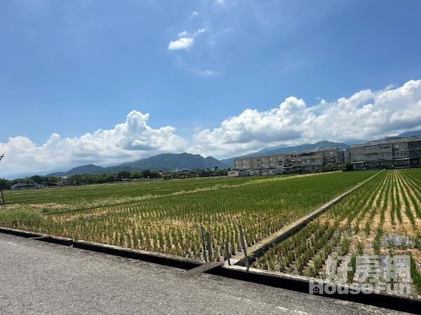 近員山鄉公所市區地形方正配建美農地