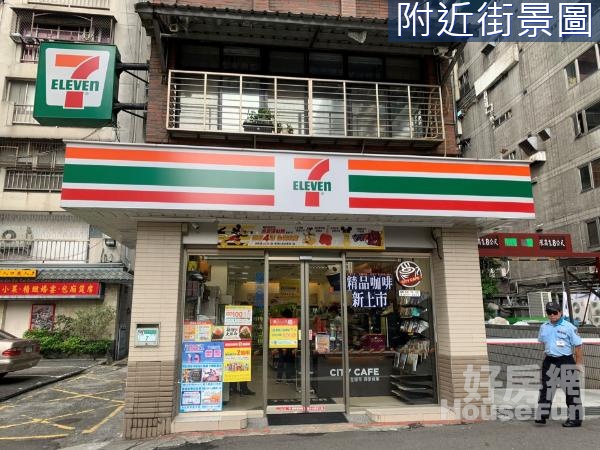 東區捷運人潮金店