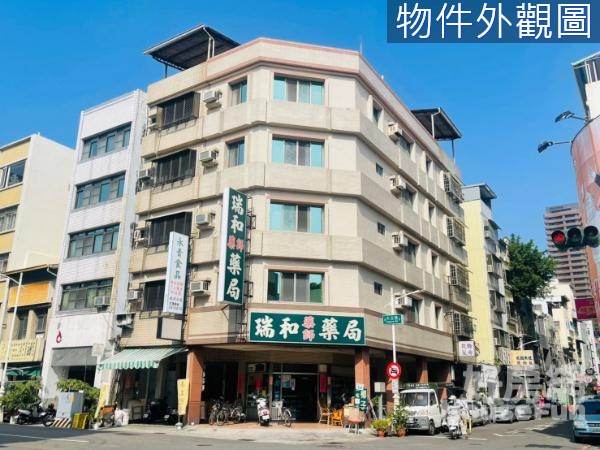 鹽埕埔捷運站大公路上商四透天雙店面~