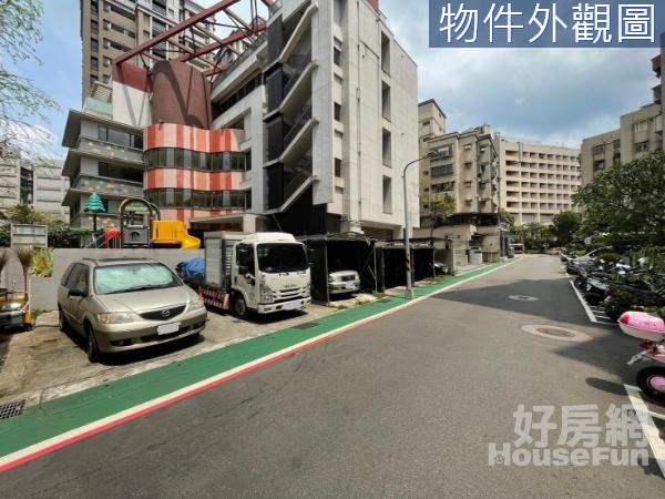 南港忠孝東路六段8米靜巷住三用地2