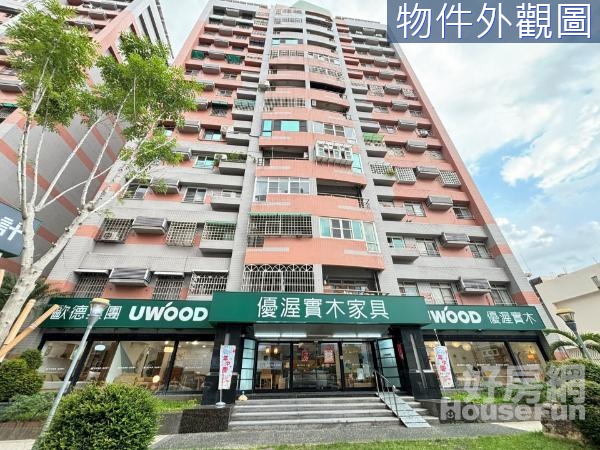 近仁愛商圈25米制霸雙店王