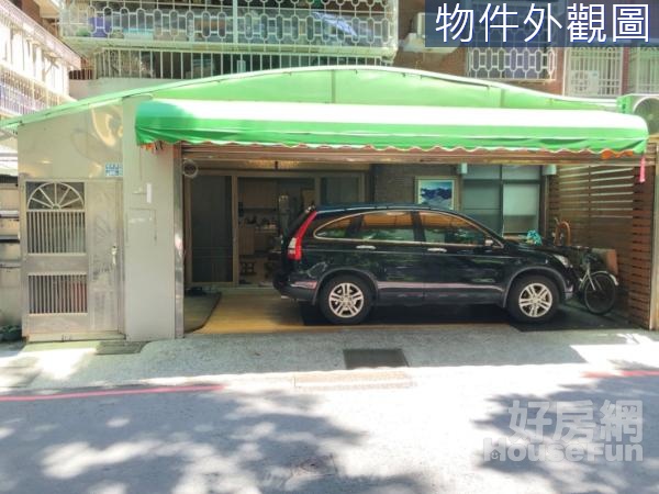 正文化中心漂亮公寓車庫一樓