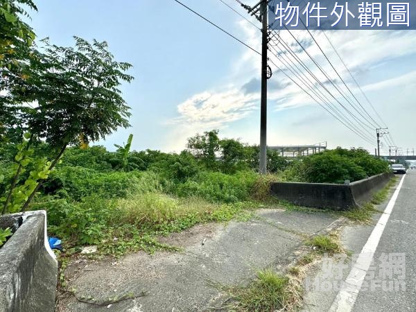 麻善公路上近50米面寬臨路農地