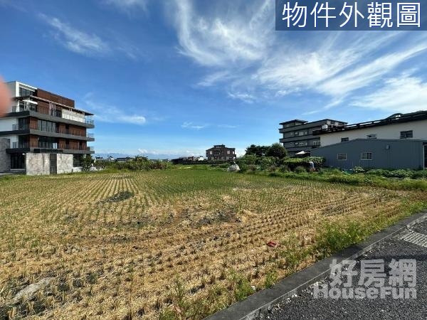 冬山高速公路旁美農地送交通用地