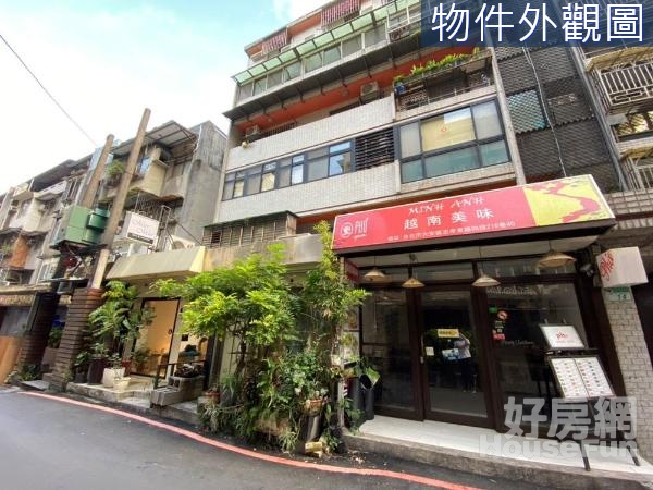 東區明曜巨蛋金店