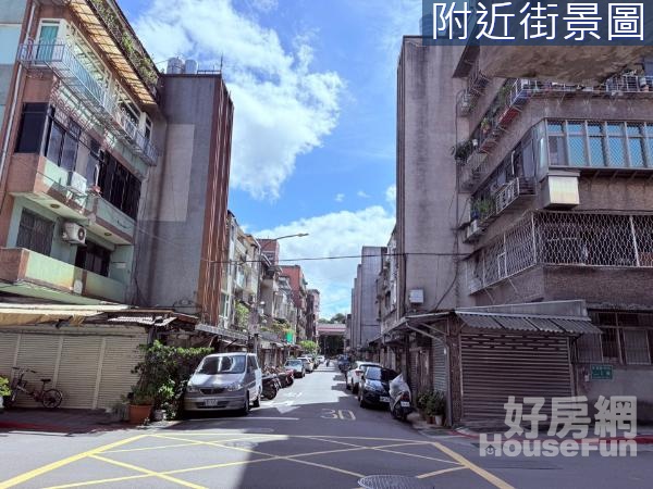 劍潭住辦面寬一樓