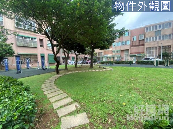 大皇冠透天1050,大觀路旁優質社區,近黃昏市場