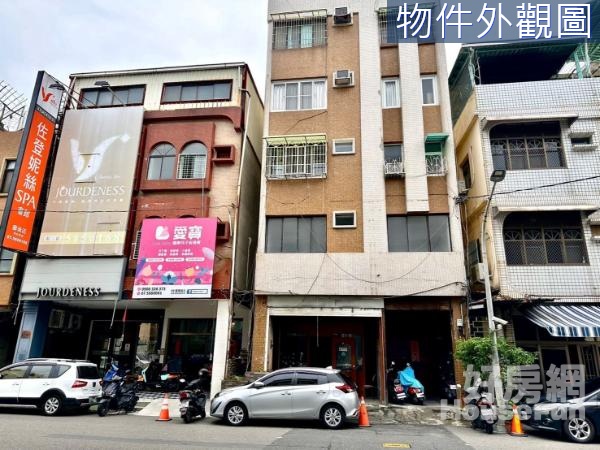 近蓮池潭左營大路商圈大坪數金店面