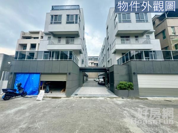 北屯十期葳格學區全新完工大面寬雙車別墅