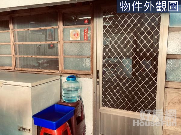 花蓮的美食人旺學區金饌美食街平房店住A375