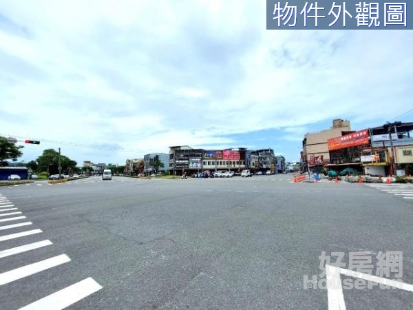 17米超大面寬黃金三角窗雙店面