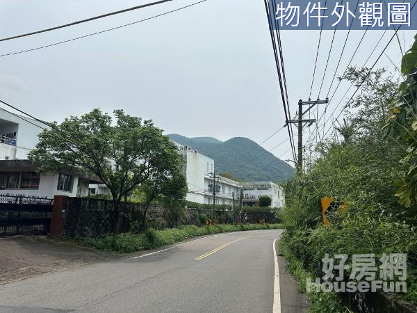 【專任】總统山莊景觀透天 洽：陳火旺