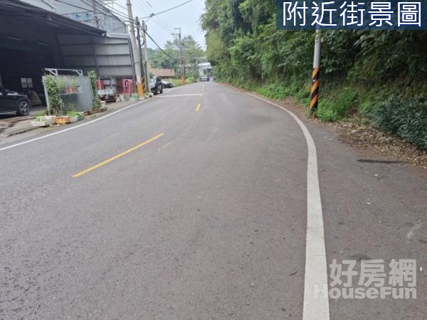 龜山大坑陳厝段~馬路旁農地.有建物