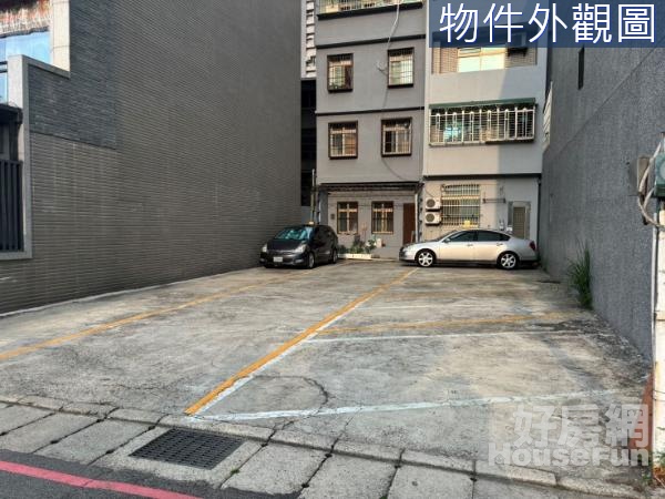 中壢海華特區老街溪旁建地