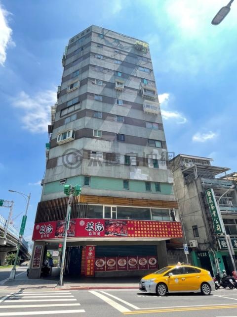採光後棟電梯管理 台北市中山區新生北路二段